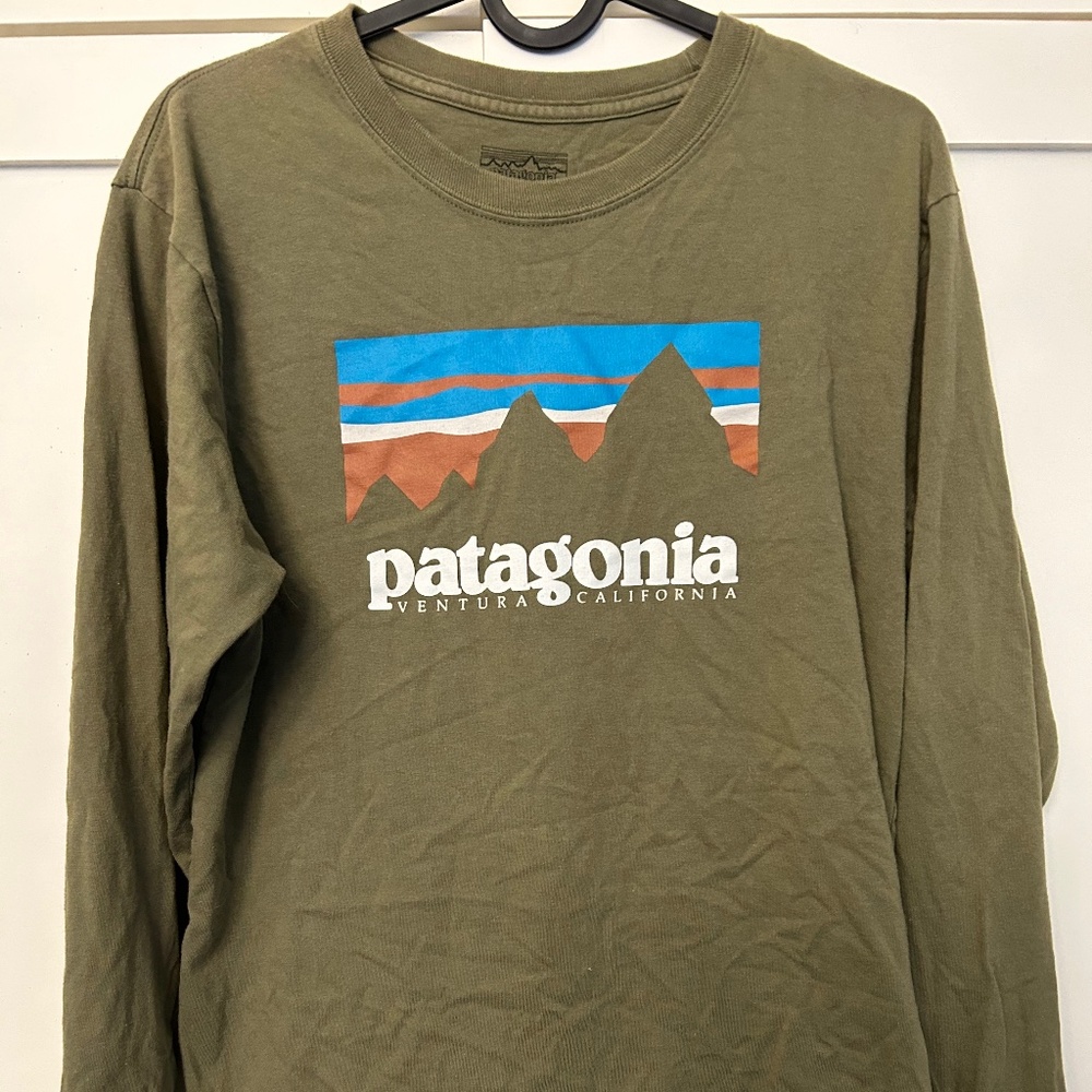 Patagonia long sleeved tshirt